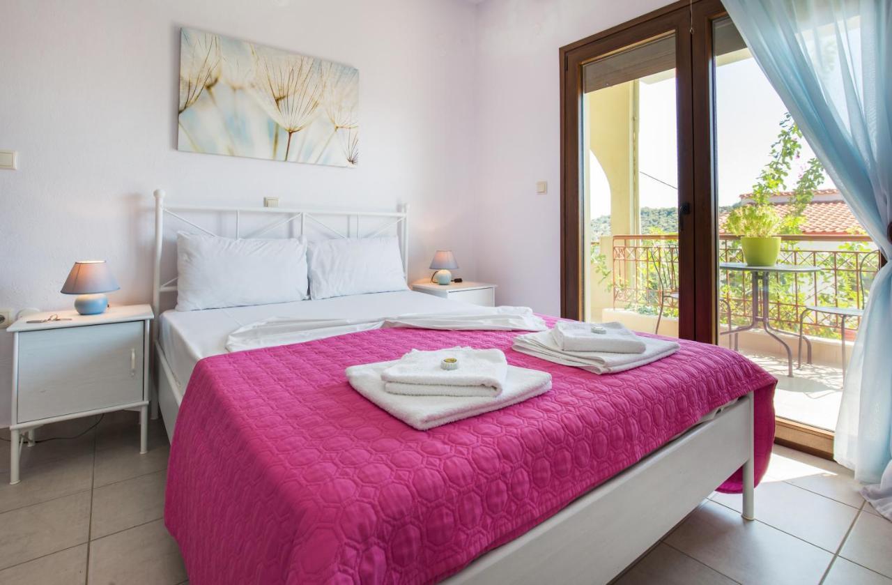 Villa Oliva Astris Bagian luar foto