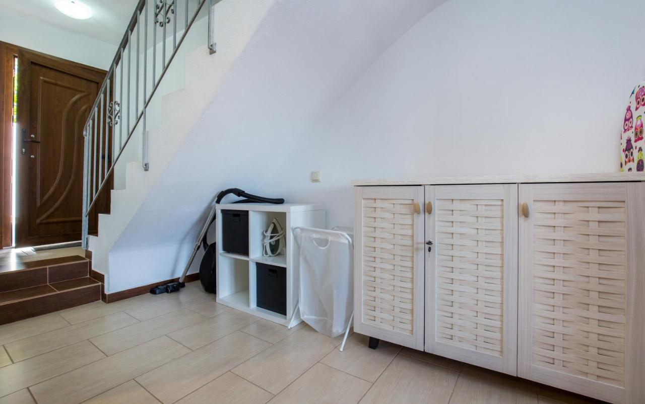 Villa Oliva Astris Bagian luar foto