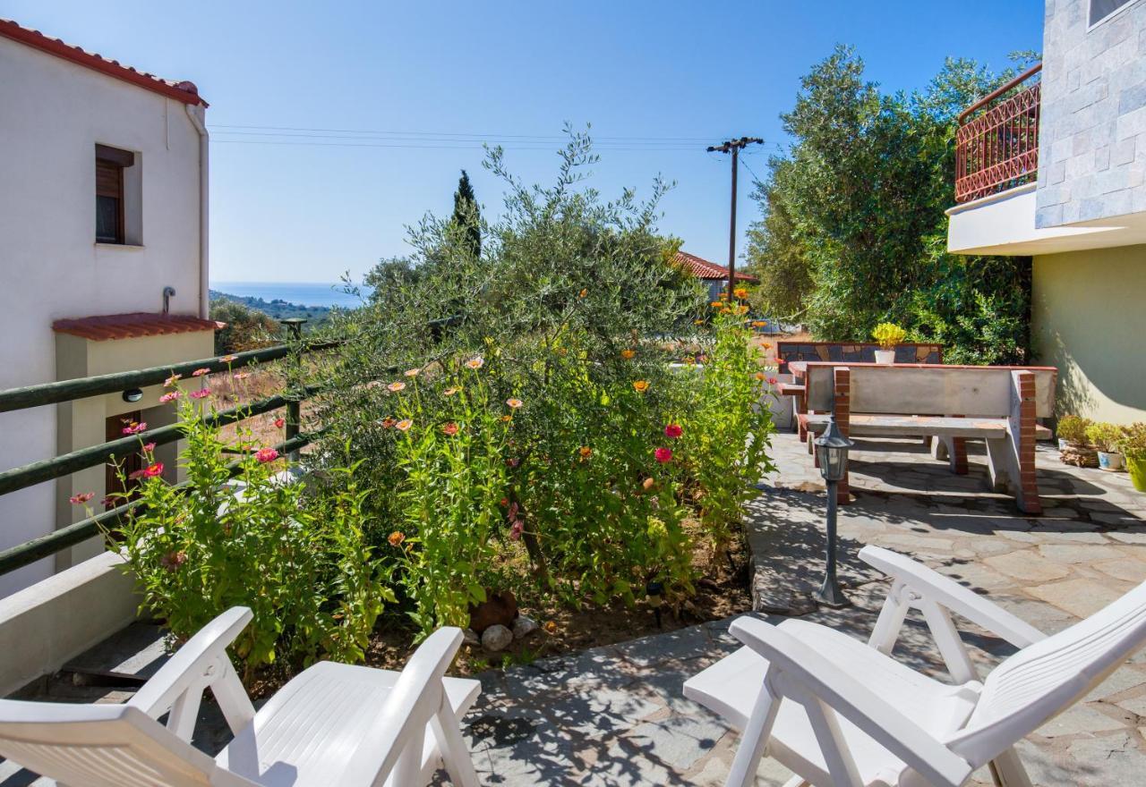 Villa Oliva Astris Bagian luar foto