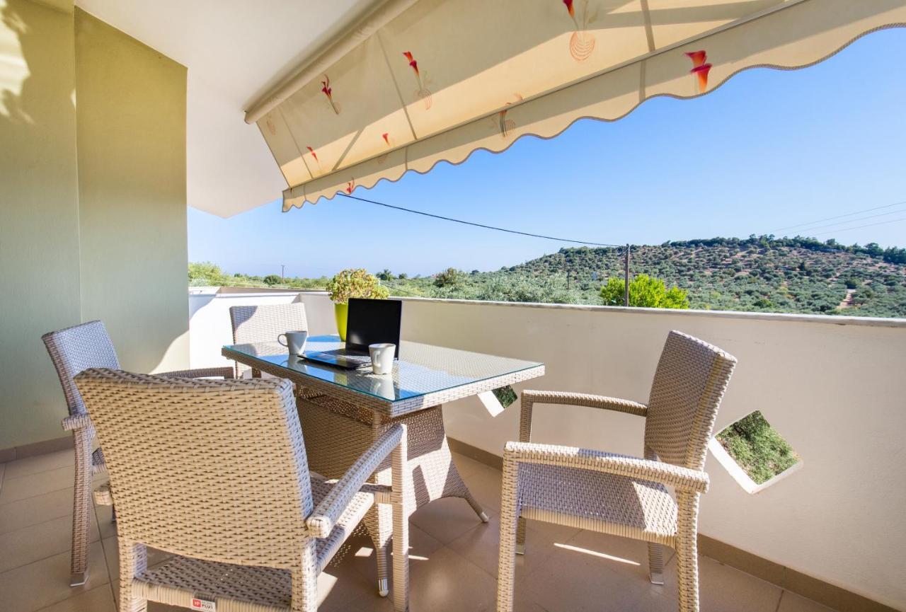 Villa Oliva Astris Bagian luar foto