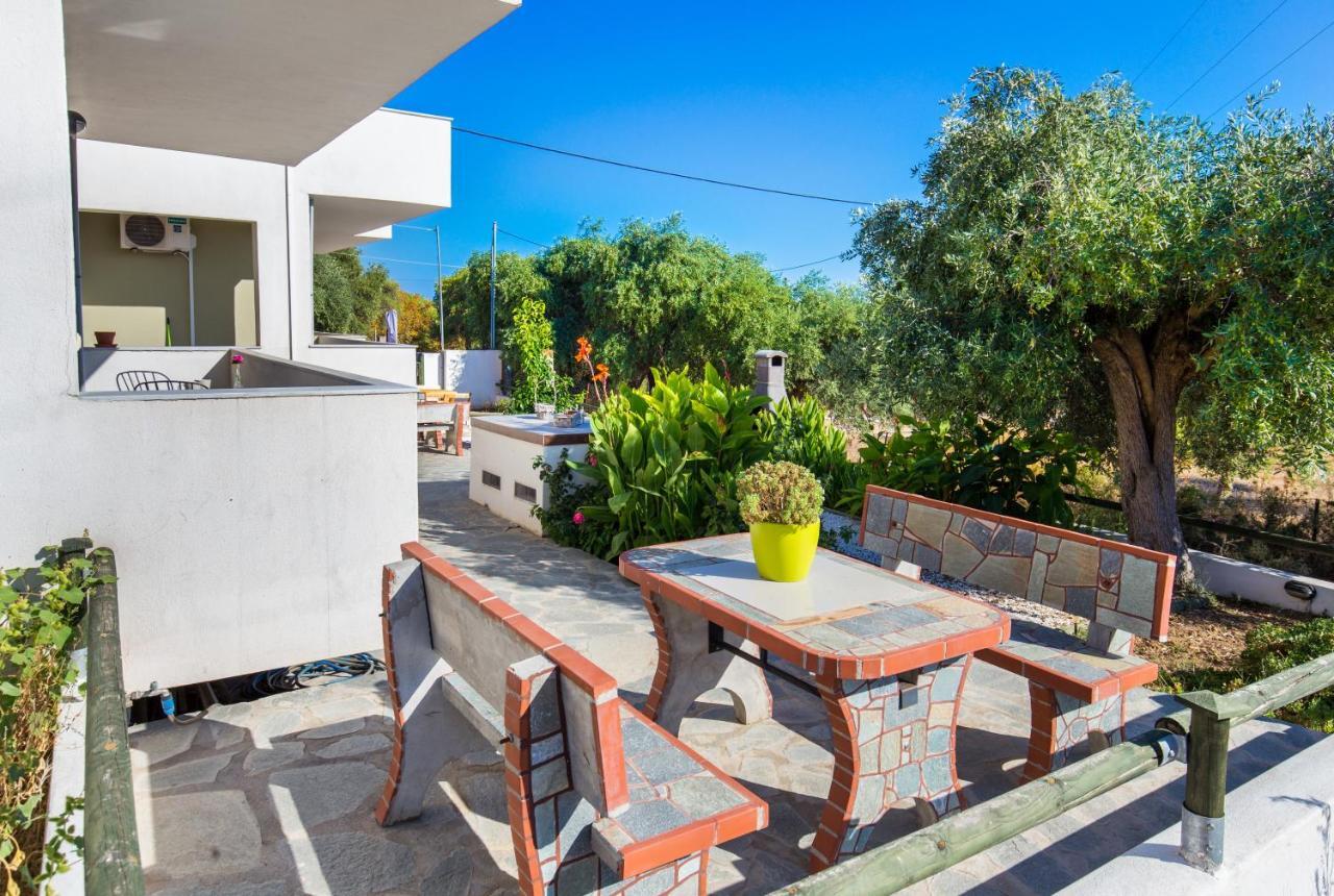 Villa Oliva Astris Bagian luar foto